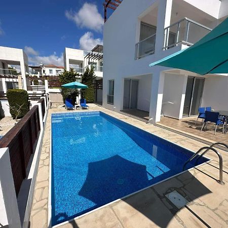 Villa Aqua Sunrise 1Km From Beach With Sea Views Coral Bay Luaran gambar